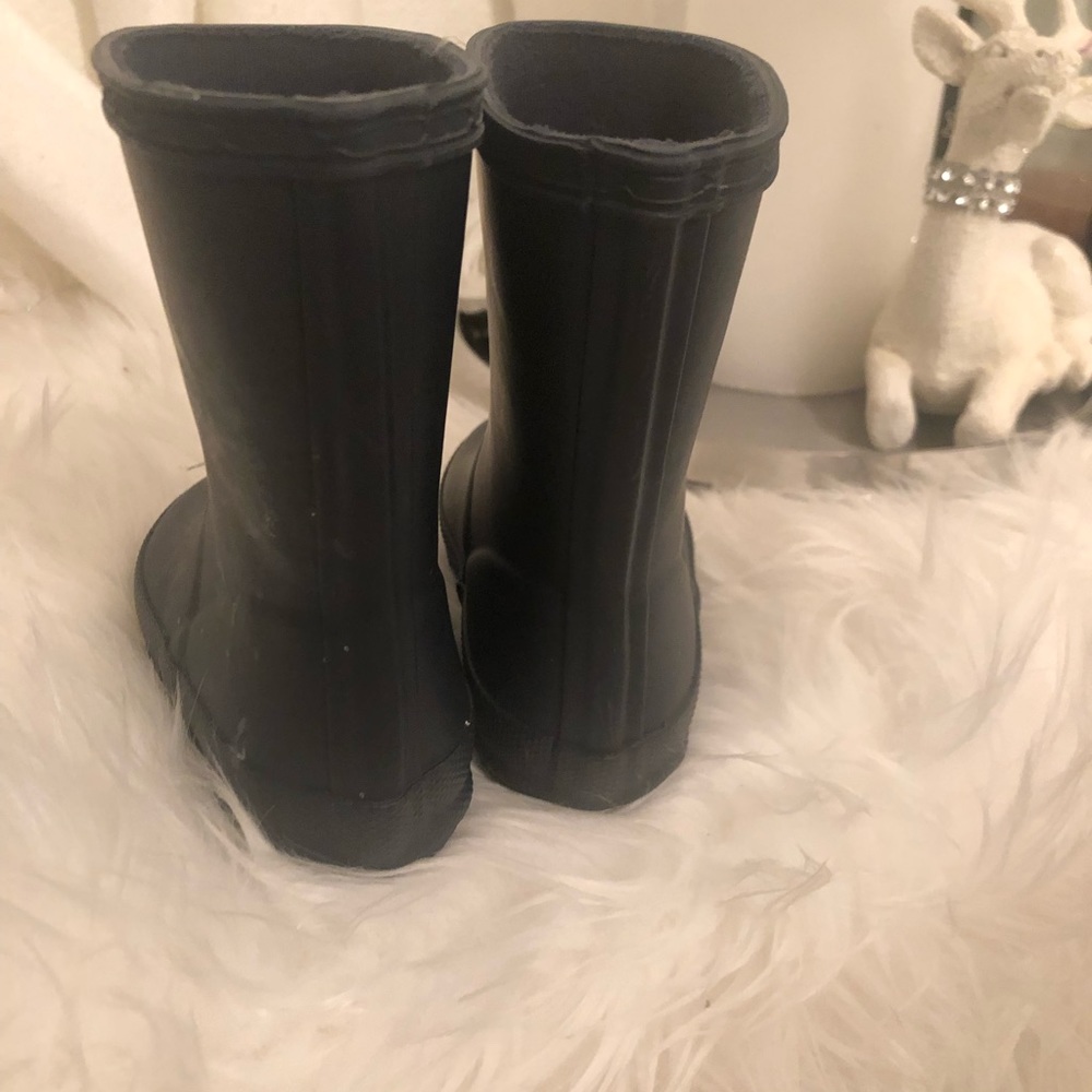 SOLD!!!! Hunter rain boots - Picture 2 of 5